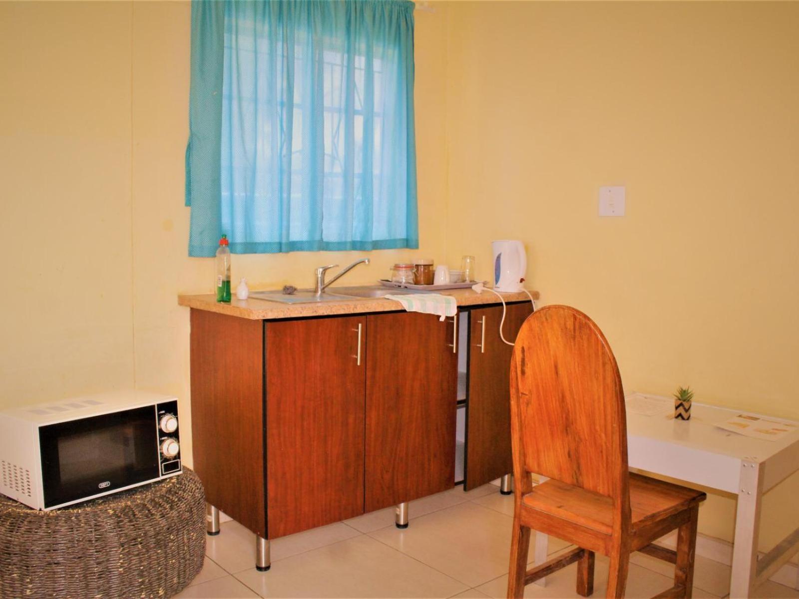 P Wake Guesthouse Opuwo Room photo